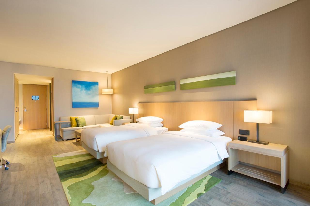 Hyatt Place Sanya City Center Esterno foto